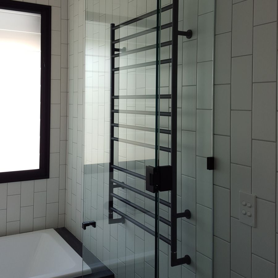 Glass Outlet